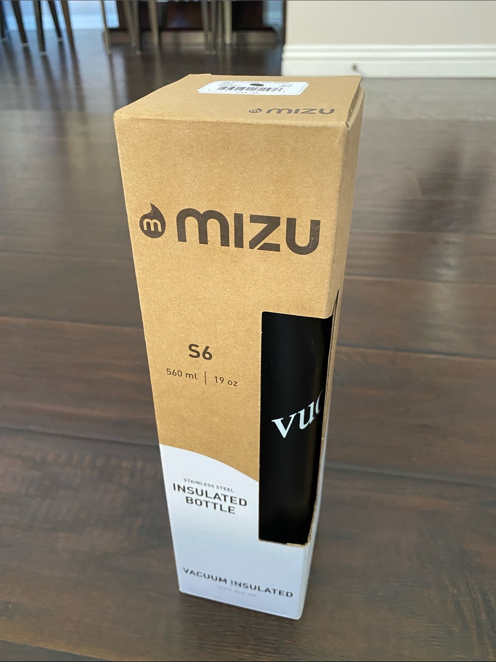 Vuori * MIZU stainless steel Vacuum Insulated water bottle 560ml/19oz